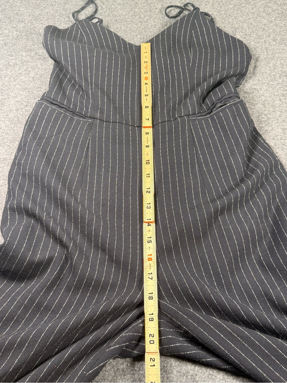 Anthropologie Essential Jumpsuit Navy Pinstripe Wide Leg Women’s Size 0 Classic - Picture 13 of 14